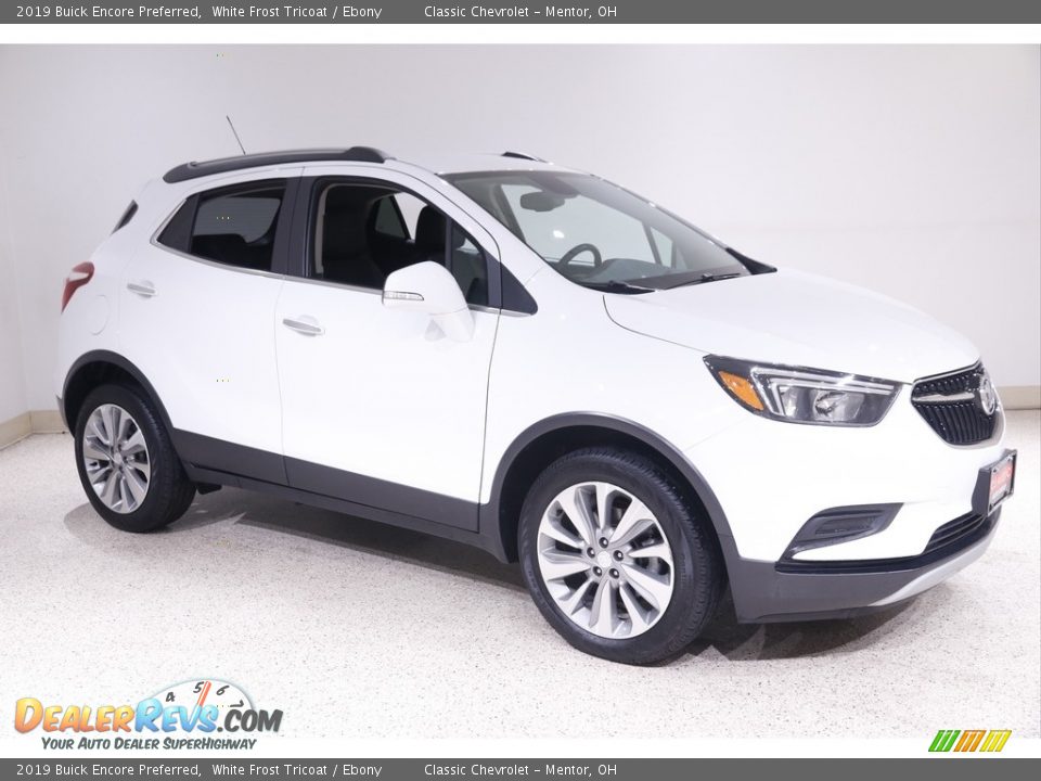 2019 Buick Encore Preferred White Frost Tricoat / Ebony Photo #1