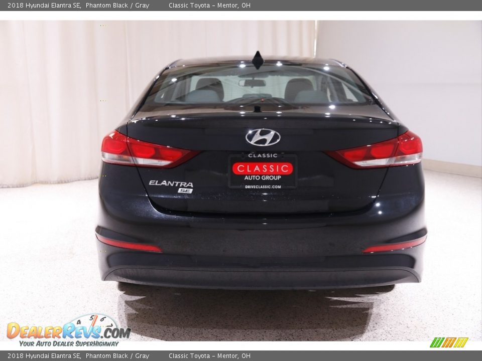 2018 Hyundai Elantra SE Phantom Black / Gray Photo #16