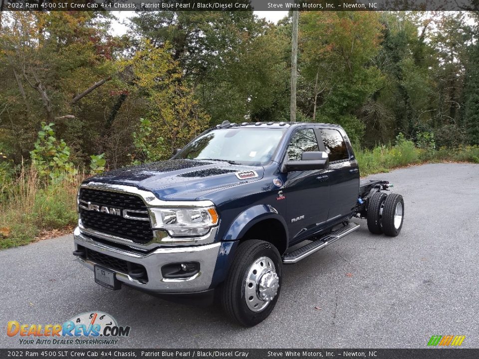 2022 Ram 4500 SLT Crew Cab 4x4 Chassis Patriot Blue Pearl / Black/Diesel Gray Photo #2