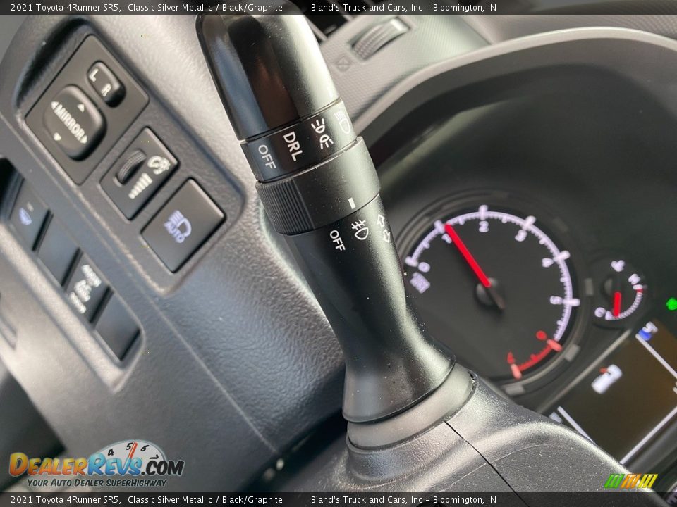 Controls of 2021 Toyota 4Runner SR5 Photo #20
