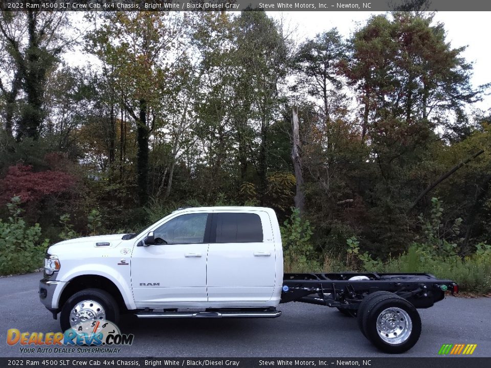 2022 Ram 4500 SLT Crew Cab 4x4 Chassis Bright White / Black/Diesel Gray Photo #1