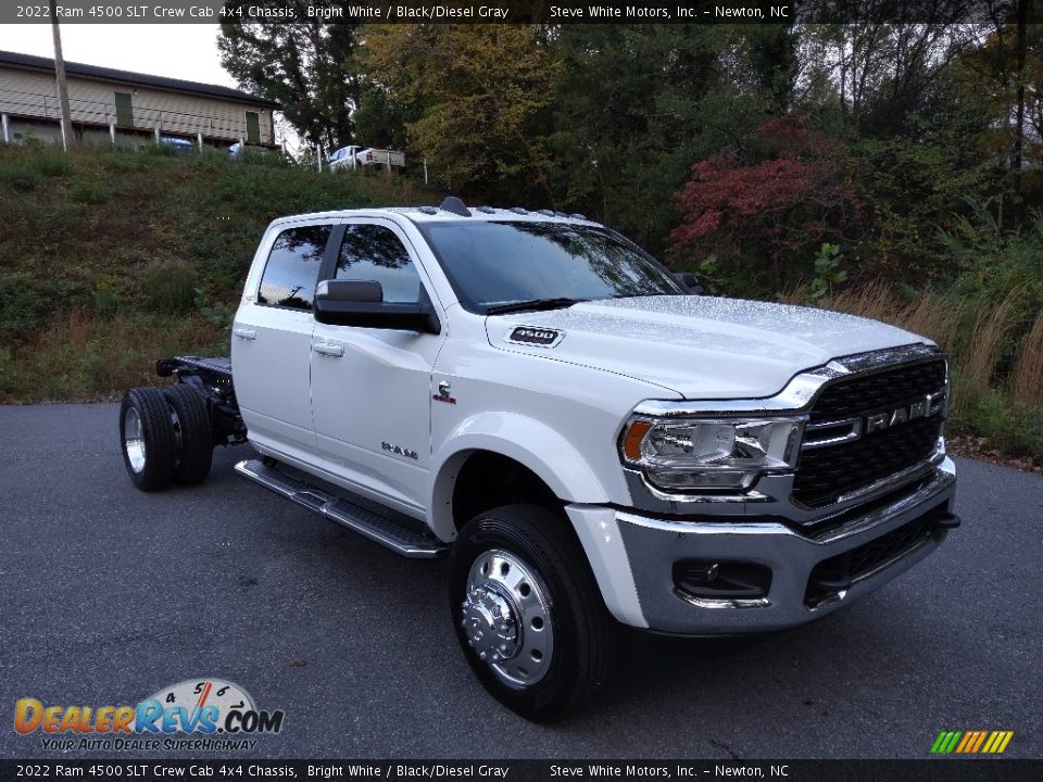 2022 Ram 4500 SLT Crew Cab 4x4 Chassis Bright White / Black/Diesel Gray Photo #4