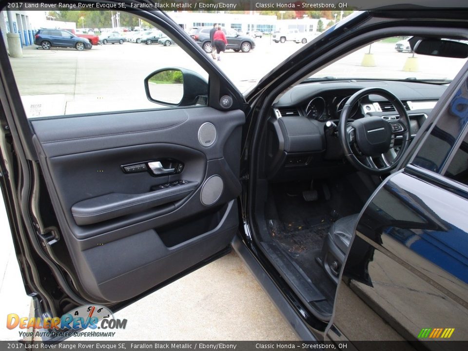 2017 Land Rover Range Rover Evoque SE Farallon Black Metallic / Ebony/Ebony Photo #28