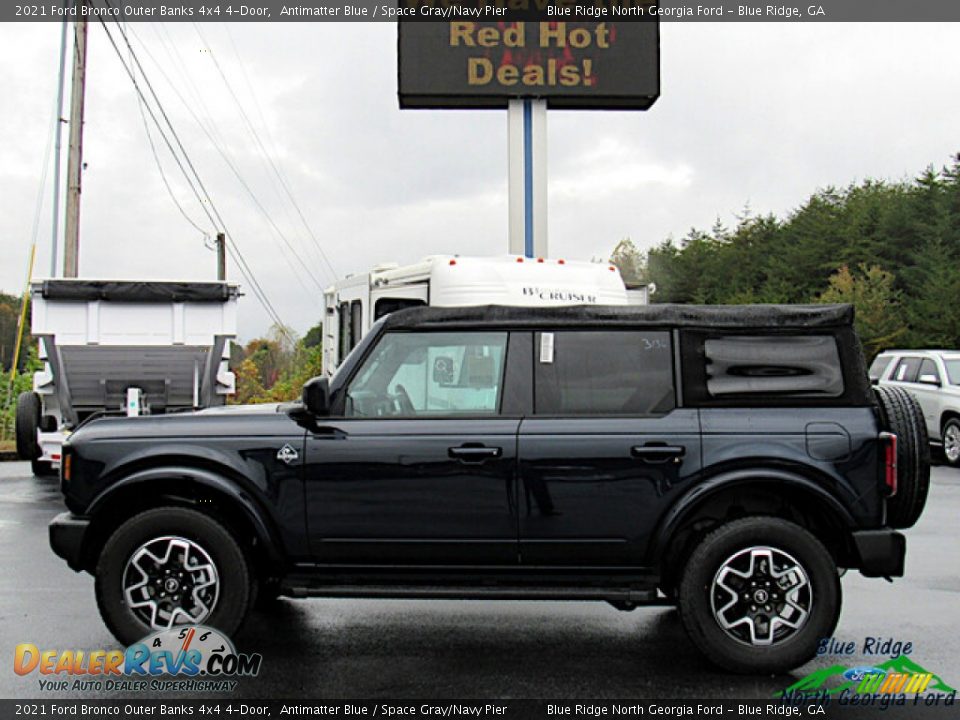 2021 Ford Bronco Outer Banks 4x4 4-Door Antimatter Blue / Space Gray/Navy Pier Photo #2