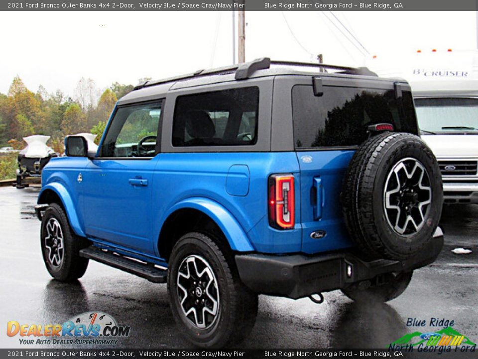 2021 Ford Bronco Outer Banks 4x4 2-Door Velocity Blue / Space Gray/Navy Pier Photo #3