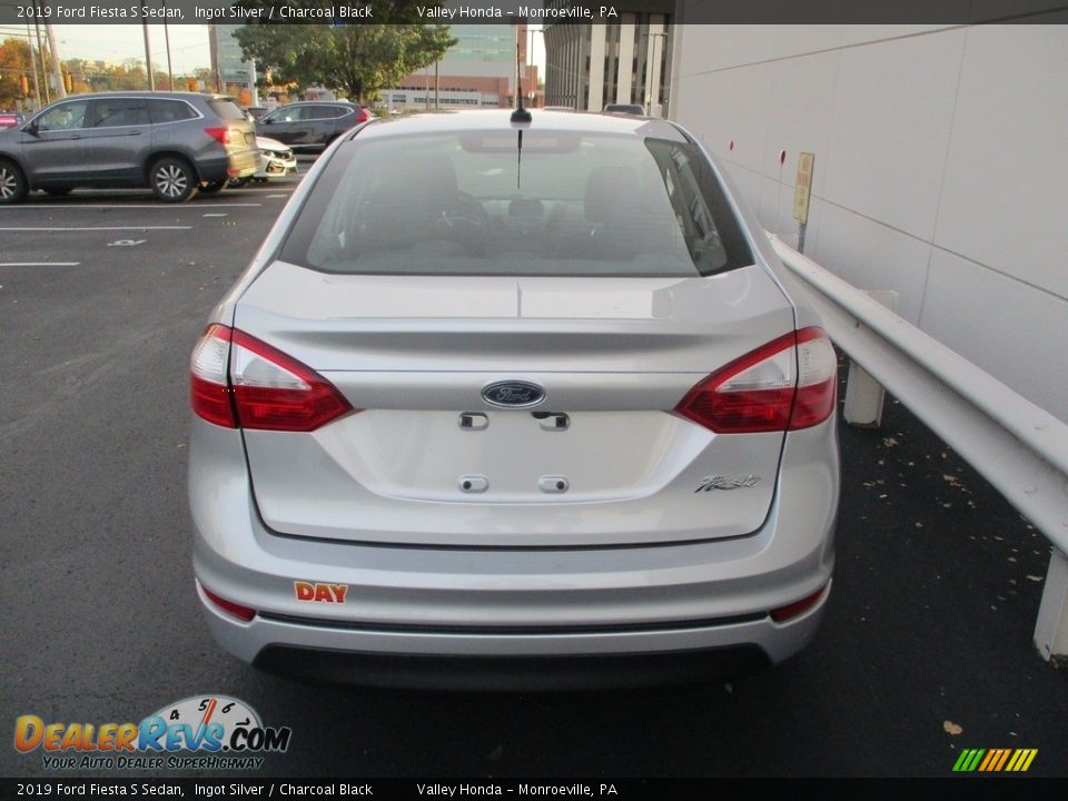 2019 Ford Fiesta S Sedan Ingot Silver / Charcoal Black Photo #4