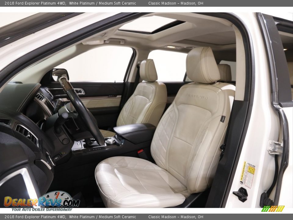 2018 Ford Explorer Platinum 4WD White Platinum / Medium Soft Ceramic Photo #6