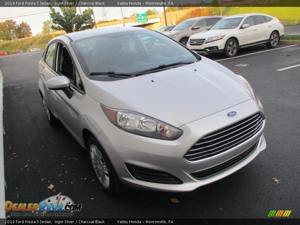 2019 Ford Fiesta S Sedan Ingot Silver / Charcoal Black Photo #8