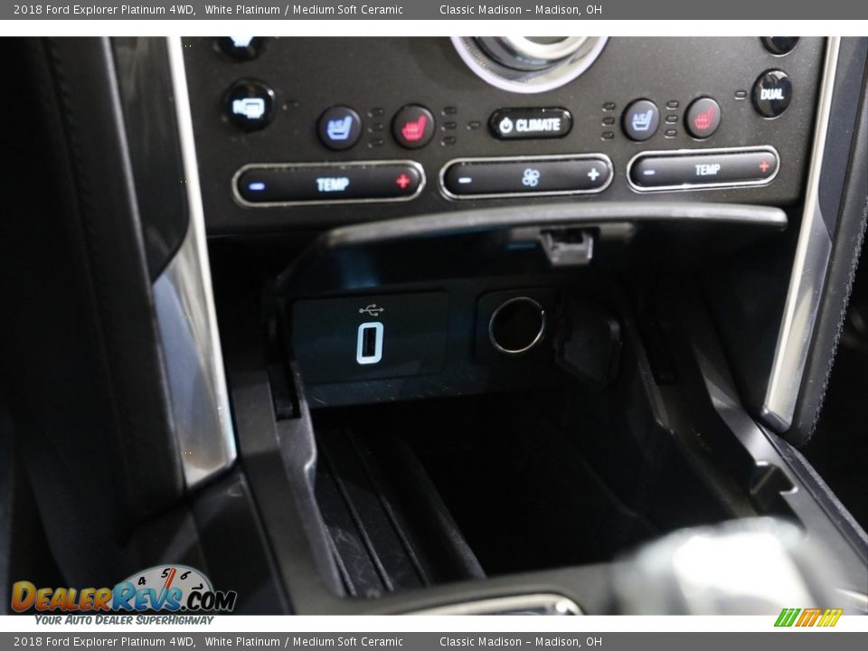 2018 Ford Explorer Platinum 4WD White Platinum / Medium Soft Ceramic Photo #18