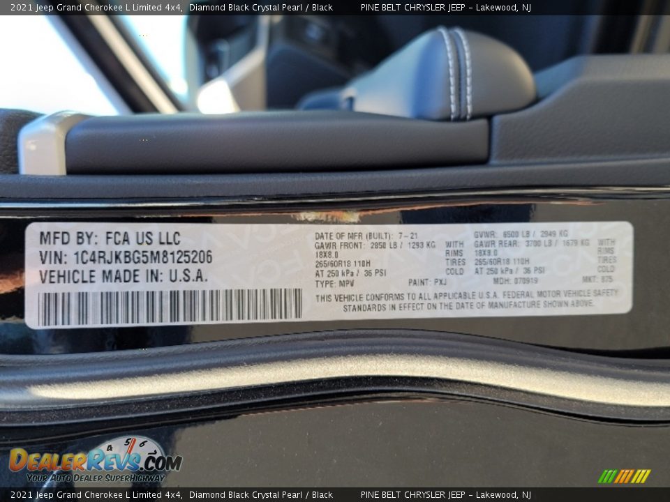 2021 Jeep Grand Cherokee L Limited 4x4 Diamond Black Crystal Pearl / Black Photo #15