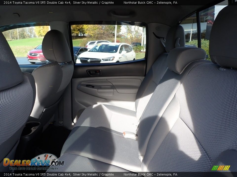 2014 Toyota Tacoma V6 SR5 Double Cab 4x4 Silver Sky Metallic / Graphite Photo #17