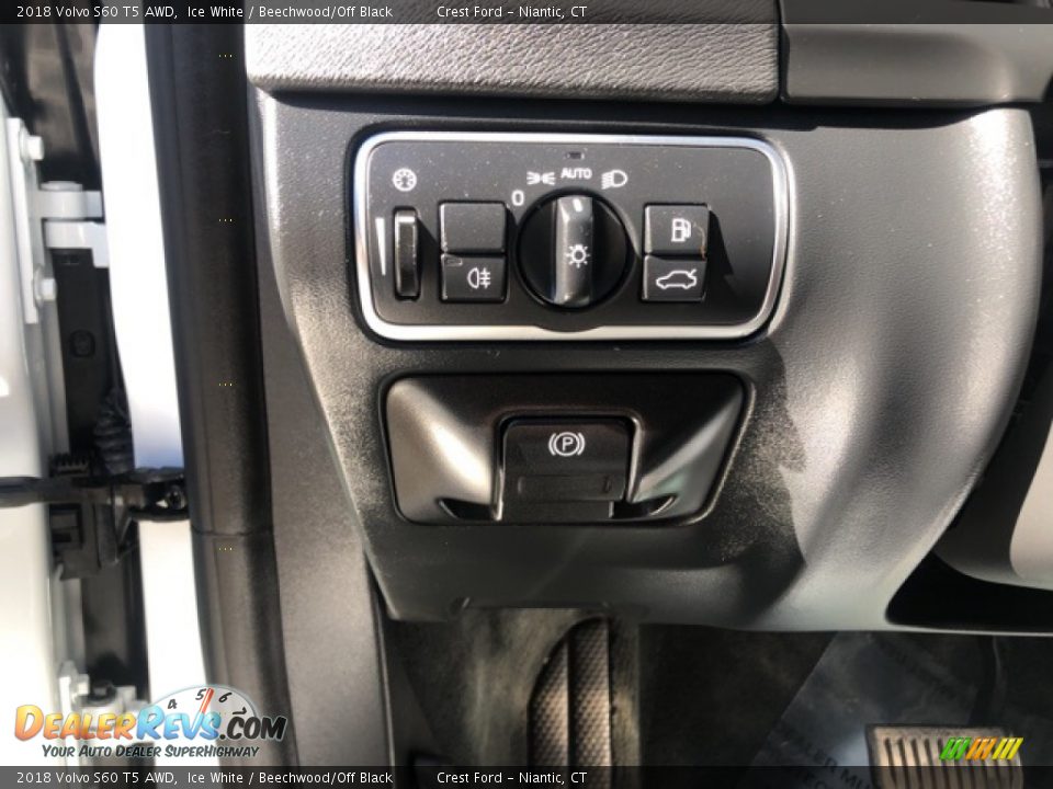 2018 Volvo S60 T5 AWD Ice White / Beechwood/Off Black Photo #11