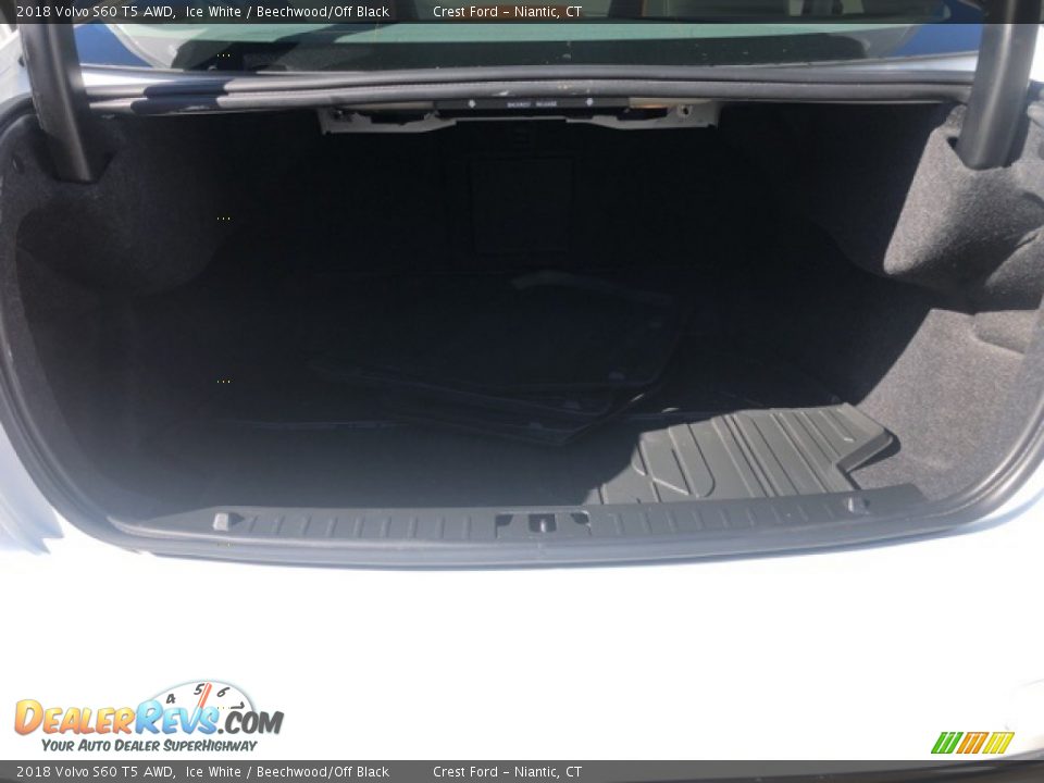 2018 Volvo S60 T5 AWD Ice White / Beechwood/Off Black Photo #25