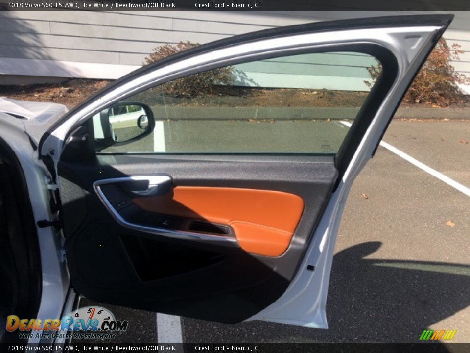 2018 Volvo S60 T5 AWD Ice White / Beechwood/Off Black Photo #31