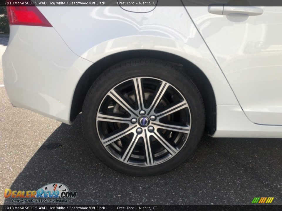 2018 Volvo S60 T5 AWD Ice White / Beechwood/Off Black Photo #36