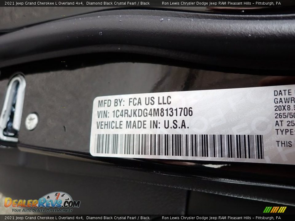 2021 Jeep Grand Cherokee L Overland 4x4 Diamond Black Crystal Pearl / Black Photo #15