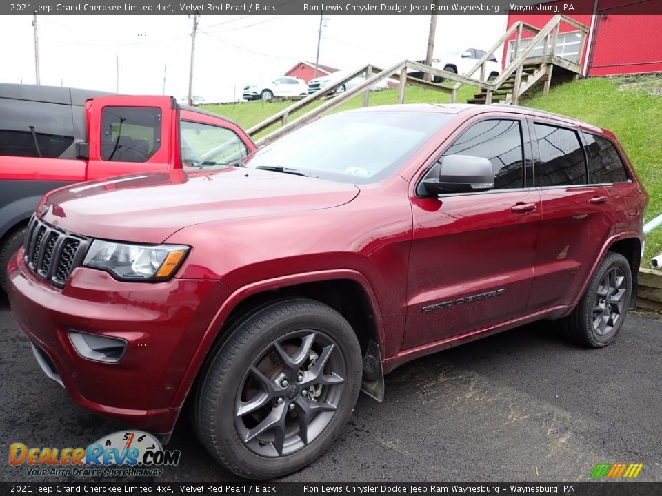 2021 Jeep Grand Cherokee Limited 4x4 Velvet Red Pearl / Black Photo #1