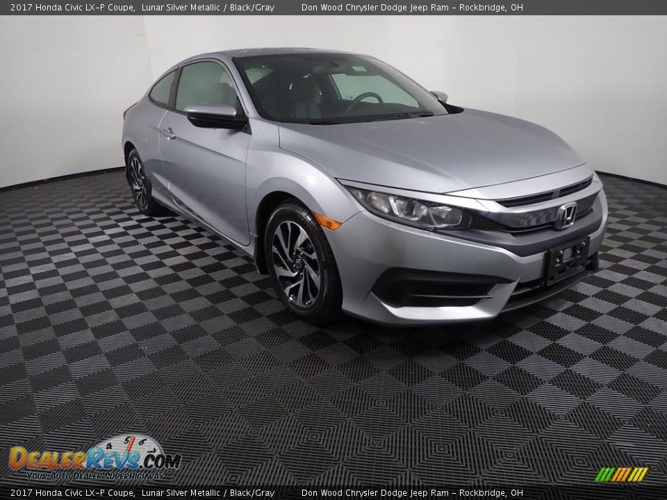 Front 3/4 View of 2017 Honda Civic LX-P Coupe Photo #5