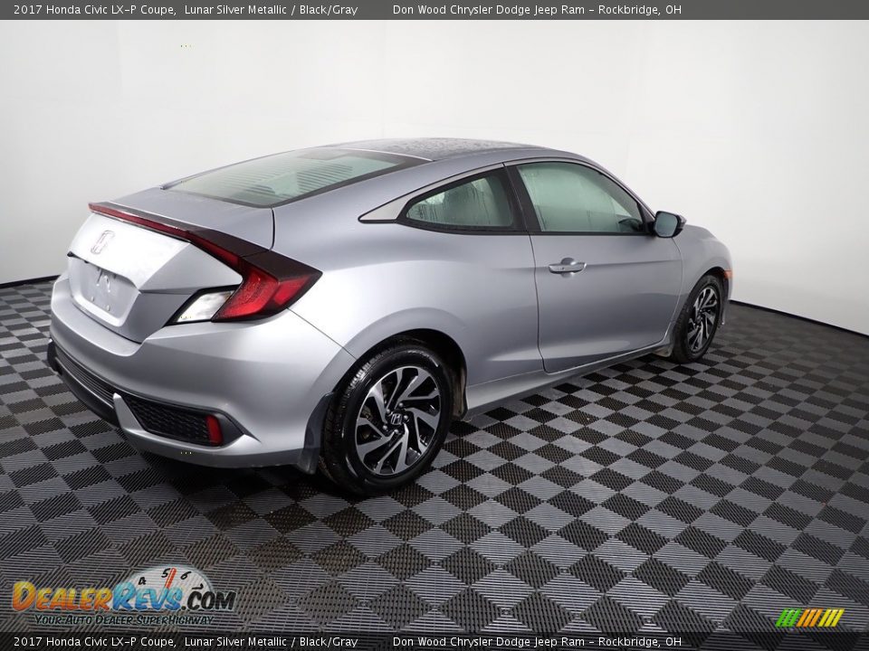 2017 Honda Civic LX-P Coupe Lunar Silver Metallic / Black/Gray Photo #15