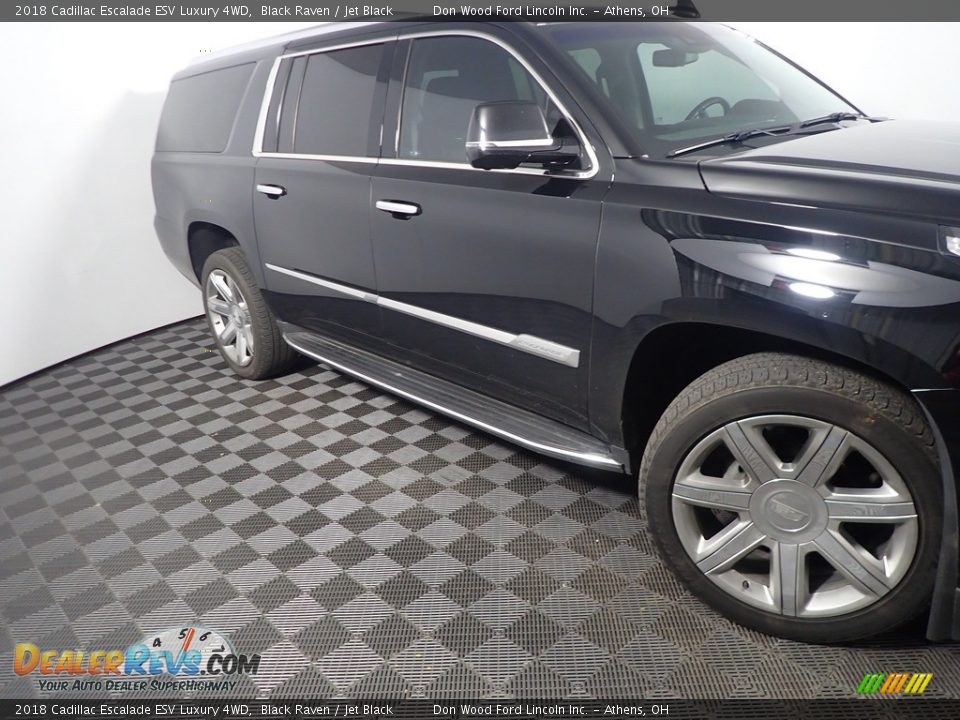 2018 Cadillac Escalade ESV Luxury 4WD Black Raven / Jet Black Photo #6