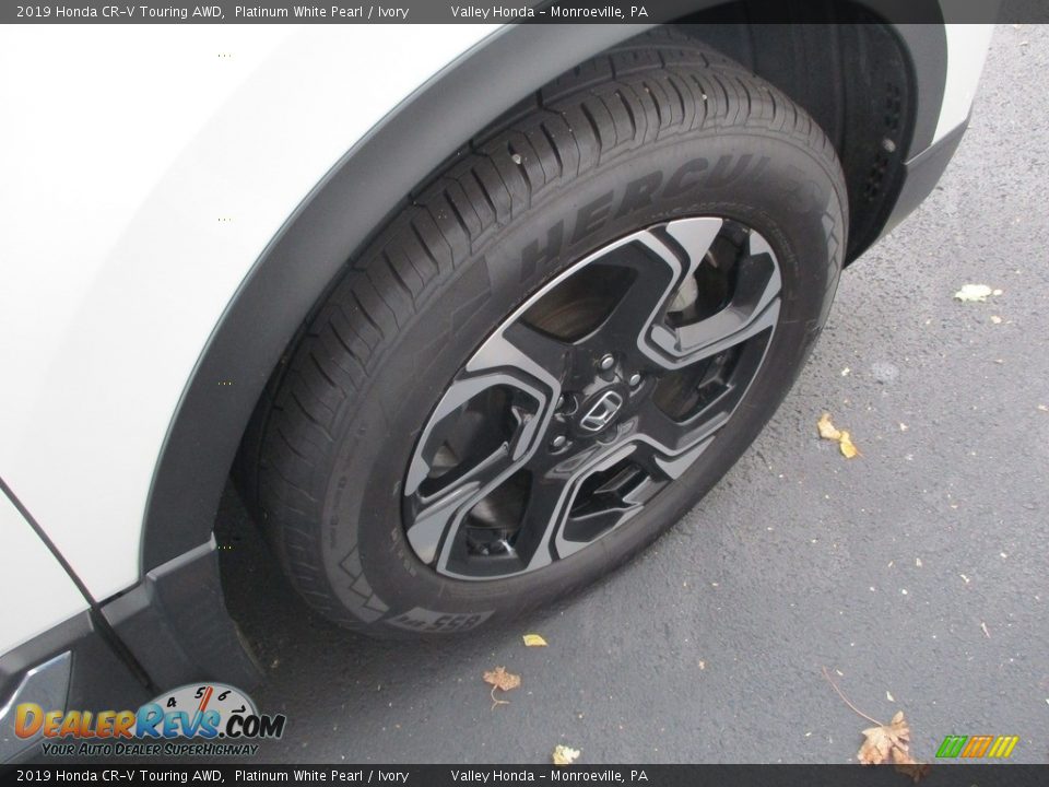 2019 Honda CR-V Touring AWD Platinum White Pearl / Ivory Photo #7