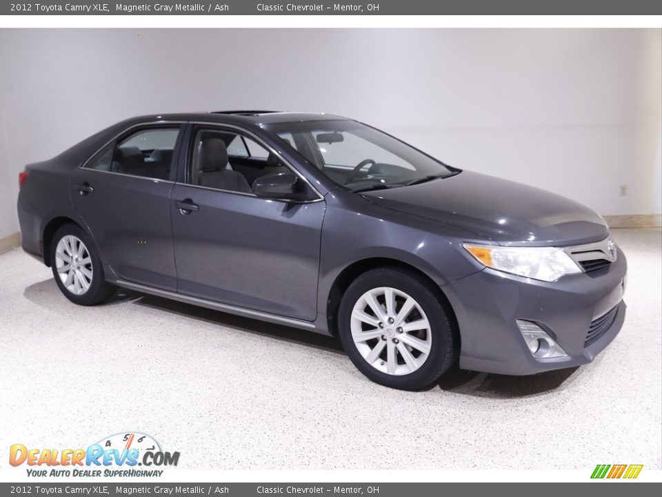 2012 Toyota Camry XLE Magnetic Gray Metallic / Ash Photo #1