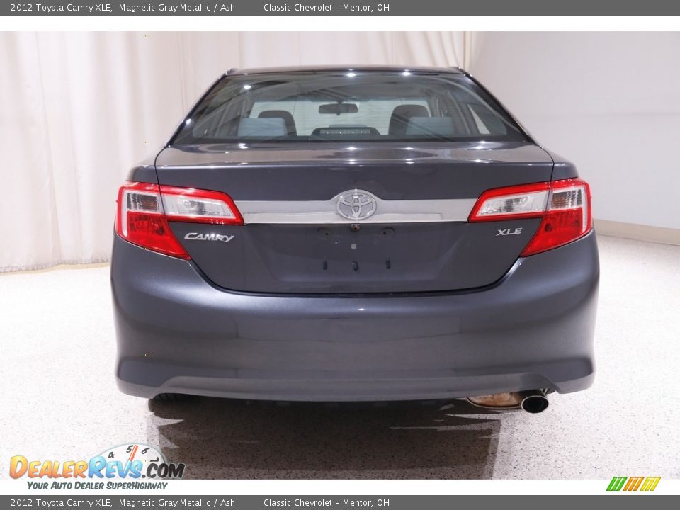 2012 Toyota Camry XLE Magnetic Gray Metallic / Ash Photo #18