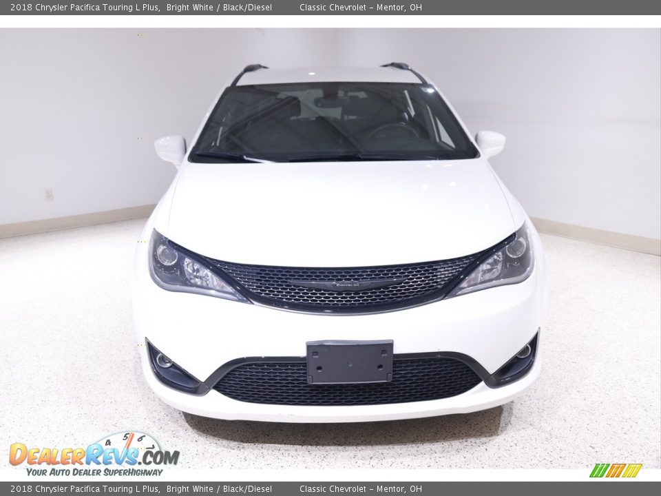 2018 Chrysler Pacifica Touring L Plus Bright White / Black/Diesel Photo #2