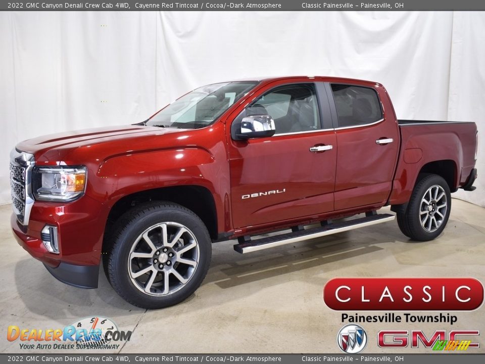 Front 3/4 View of 2022 GMC Canyon Denali Crew Cab 4WD Photo #1