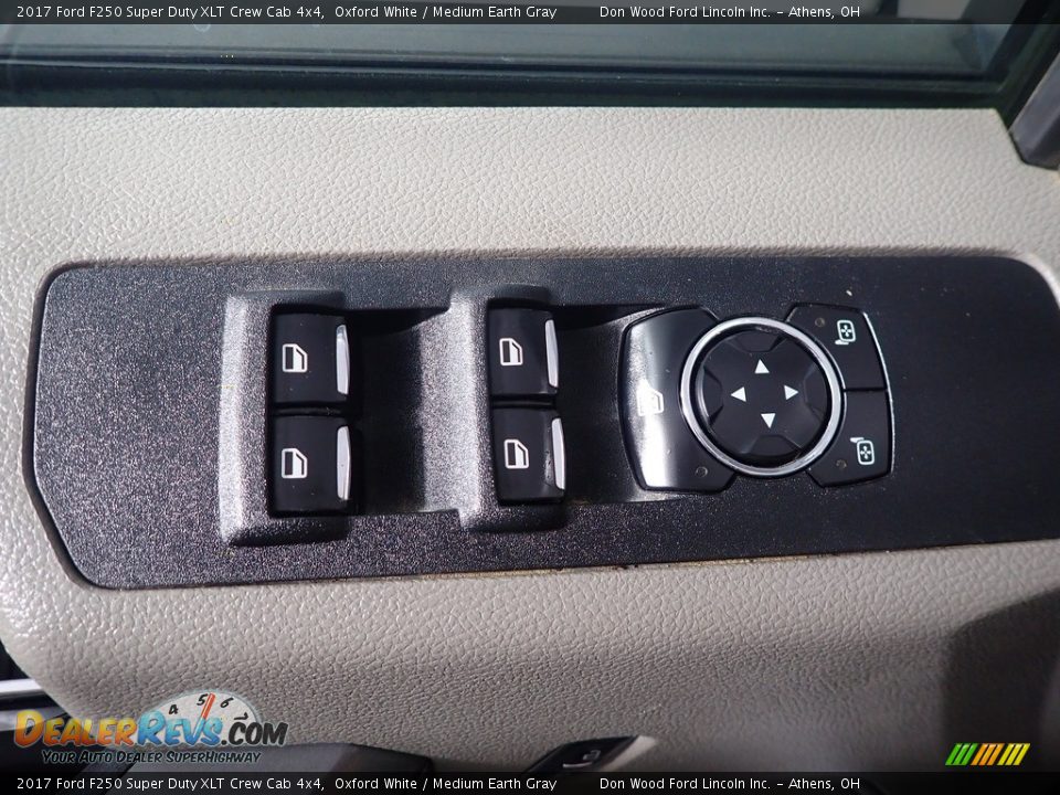 2017 Ford F250 Super Duty XLT Crew Cab 4x4 Oxford White / Medium Earth Gray Photo #20