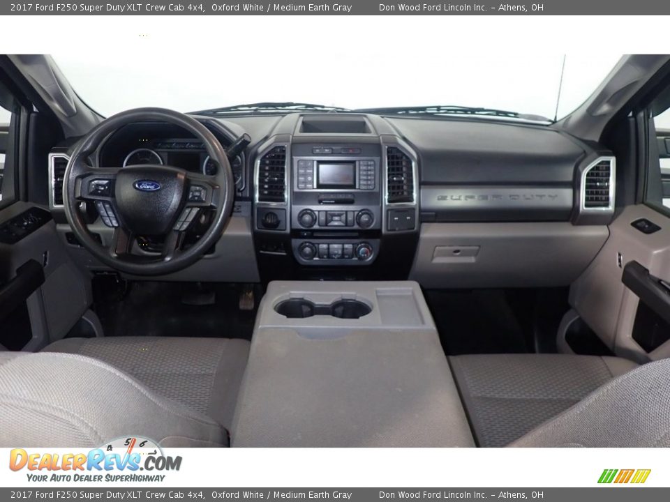 2017 Ford F250 Super Duty XLT Crew Cab 4x4 Oxford White / Medium Earth Gray Photo #23