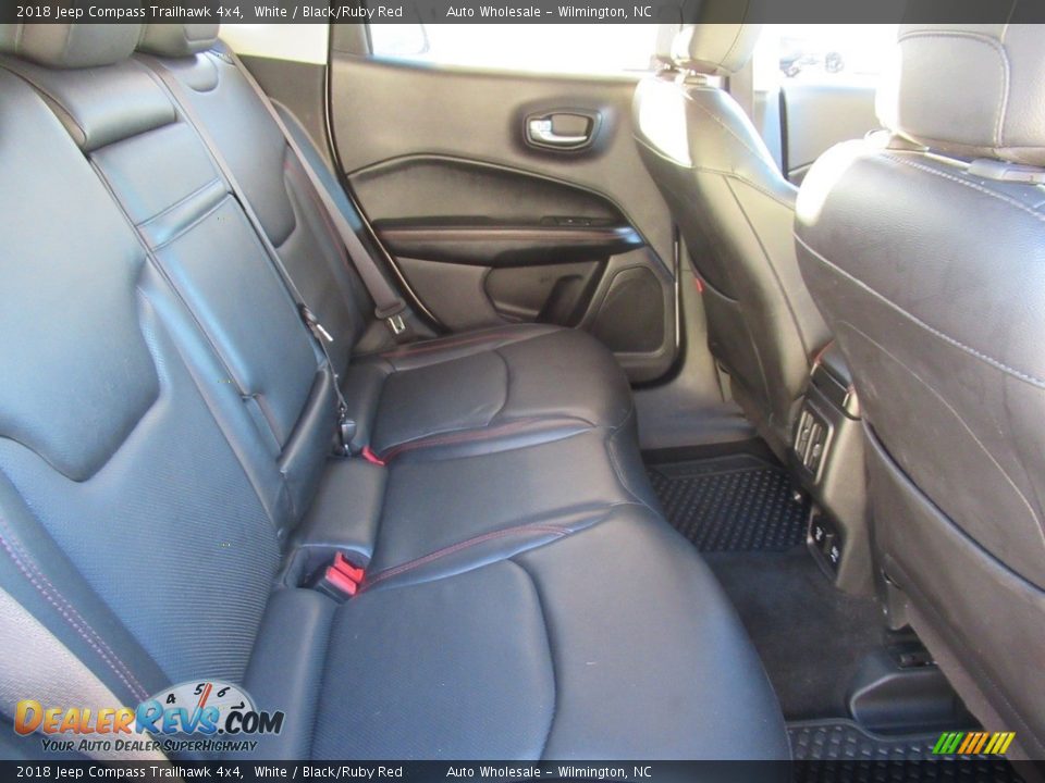 2018 Jeep Compass Trailhawk 4x4 White / Black/Ruby Red Photo #14