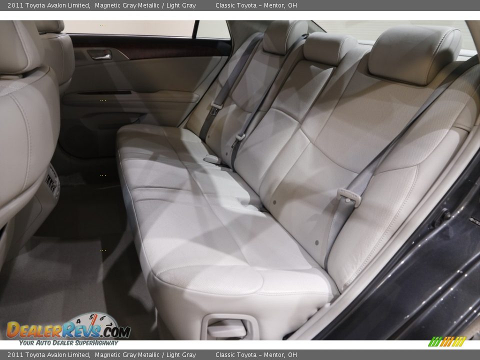 2011 Toyota Avalon Limited Magnetic Gray Metallic / Light Gray Photo #14
