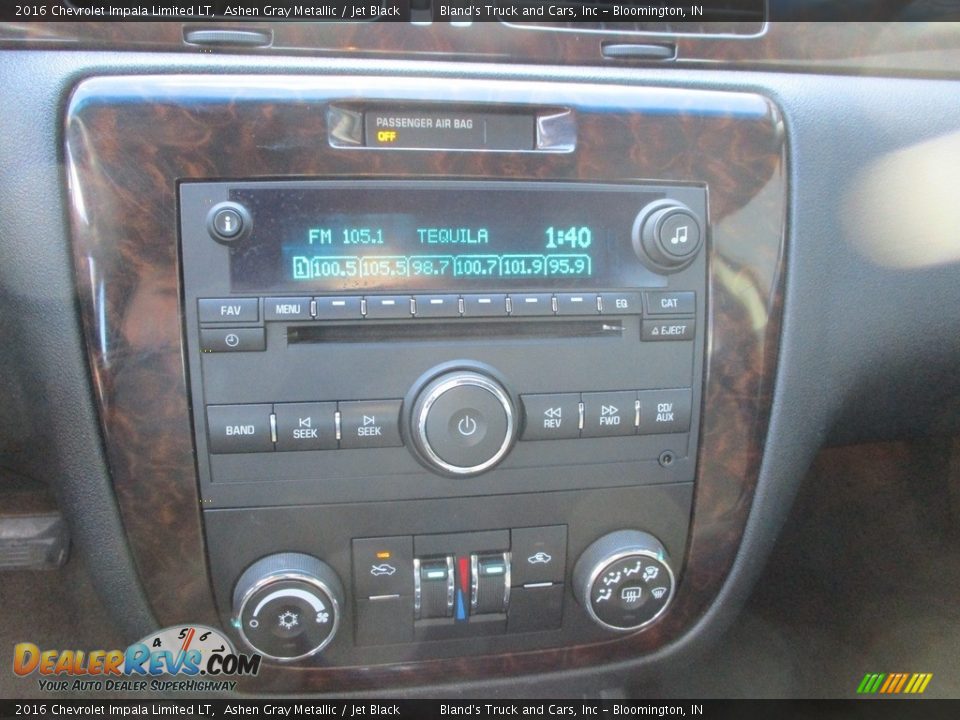 Controls of 2016 Chevrolet Impala Limited LT Photo #13