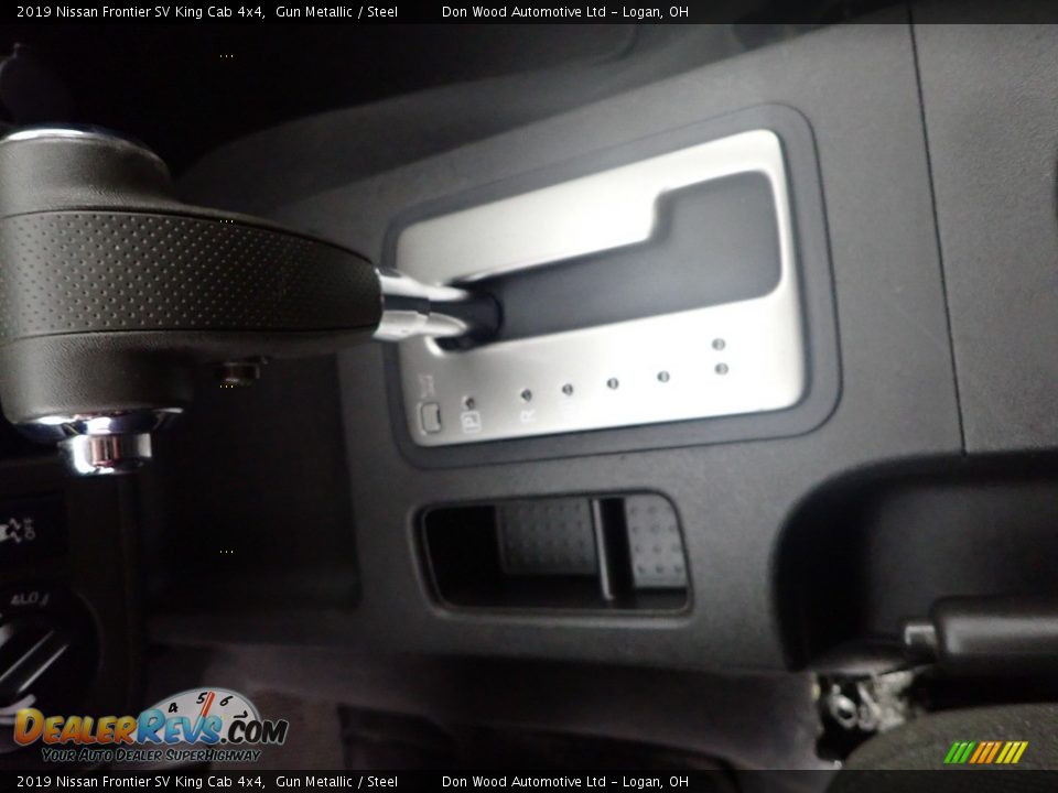 2019 Nissan Frontier SV King Cab 4x4 Gun Metallic / Steel Photo #23