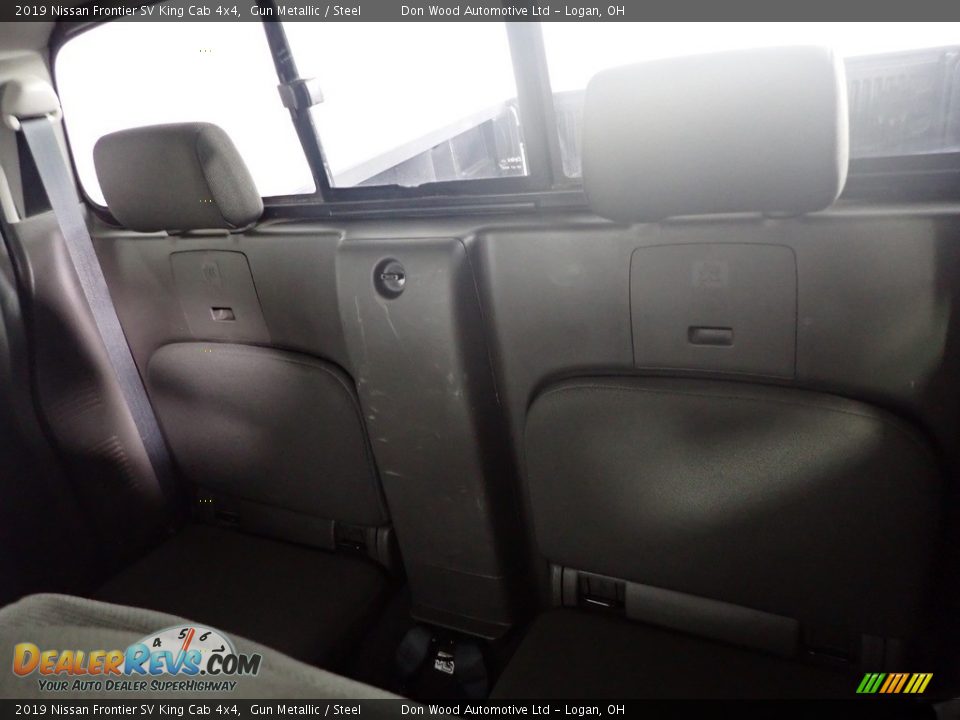 2019 Nissan Frontier SV King Cab 4x4 Gun Metallic / Steel Photo #26