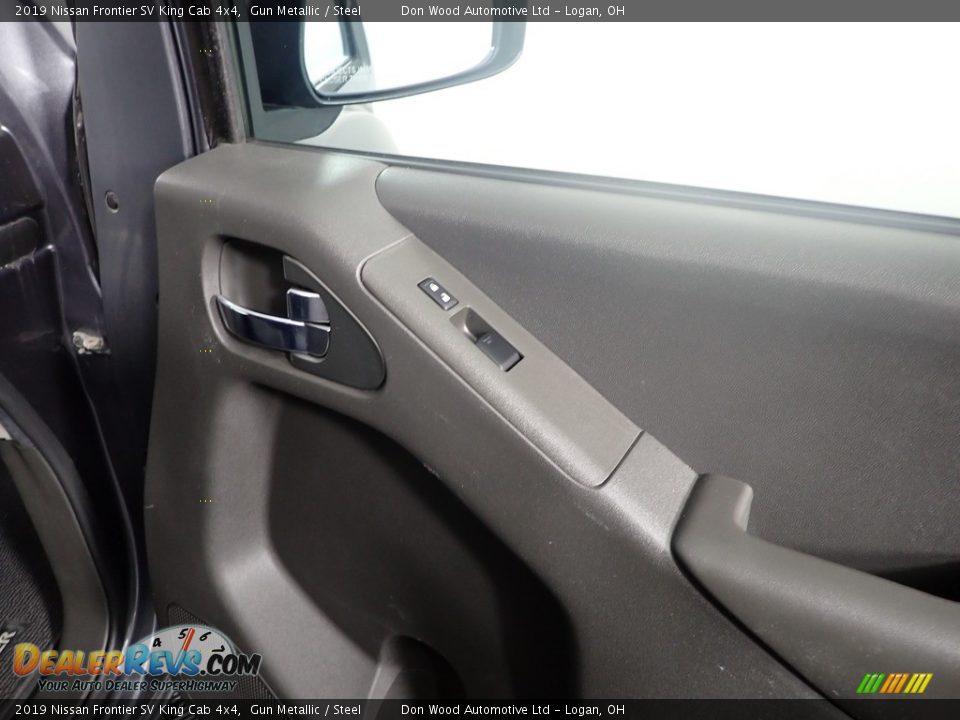2019 Nissan Frontier SV King Cab 4x4 Gun Metallic / Steel Photo #30