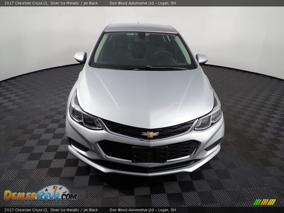 2017 Chevrolet Cruze LS Silver Ice Metallic / Jet Black Photo #5