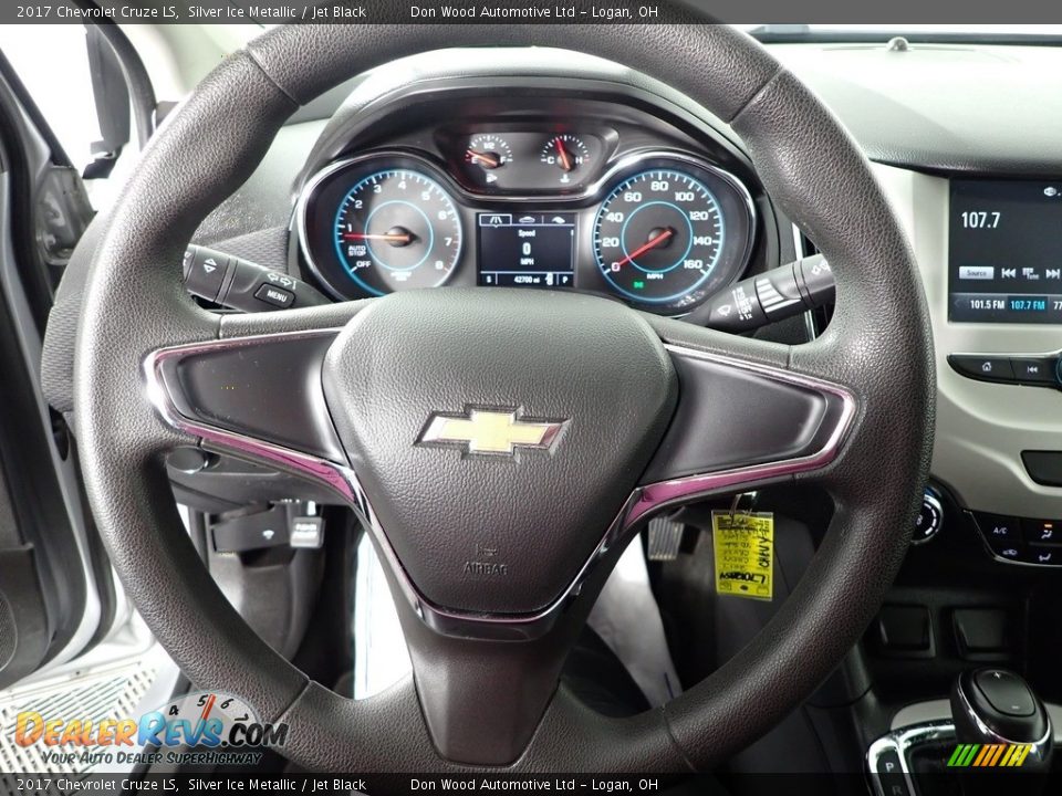 2017 Chevrolet Cruze LS Silver Ice Metallic / Jet Black Photo #20