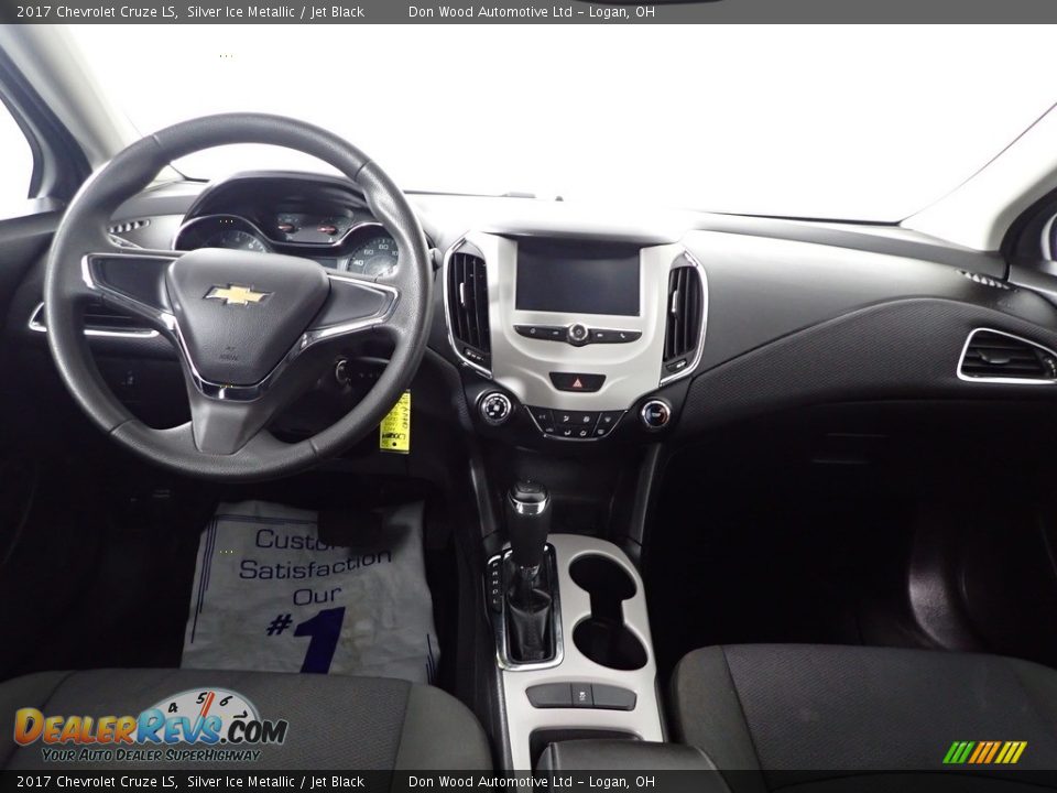 2017 Chevrolet Cruze LS Silver Ice Metallic / Jet Black Photo #28