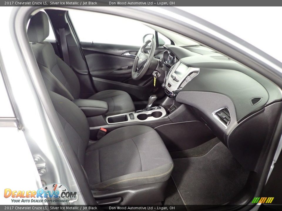 2017 Chevrolet Cruze LS Silver Ice Metallic / Jet Black Photo #32