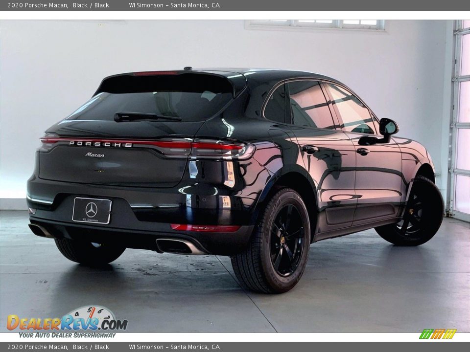 2020 Porsche Macan Black / Black Photo #13