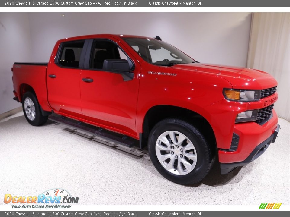 2020 Chevrolet Silverado 1500 Custom Crew Cab 4x4 Red Hot / Jet Black Photo #1