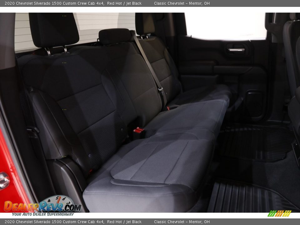 2020 Chevrolet Silverado 1500 Custom Crew Cab 4x4 Red Hot / Jet Black Photo #15
