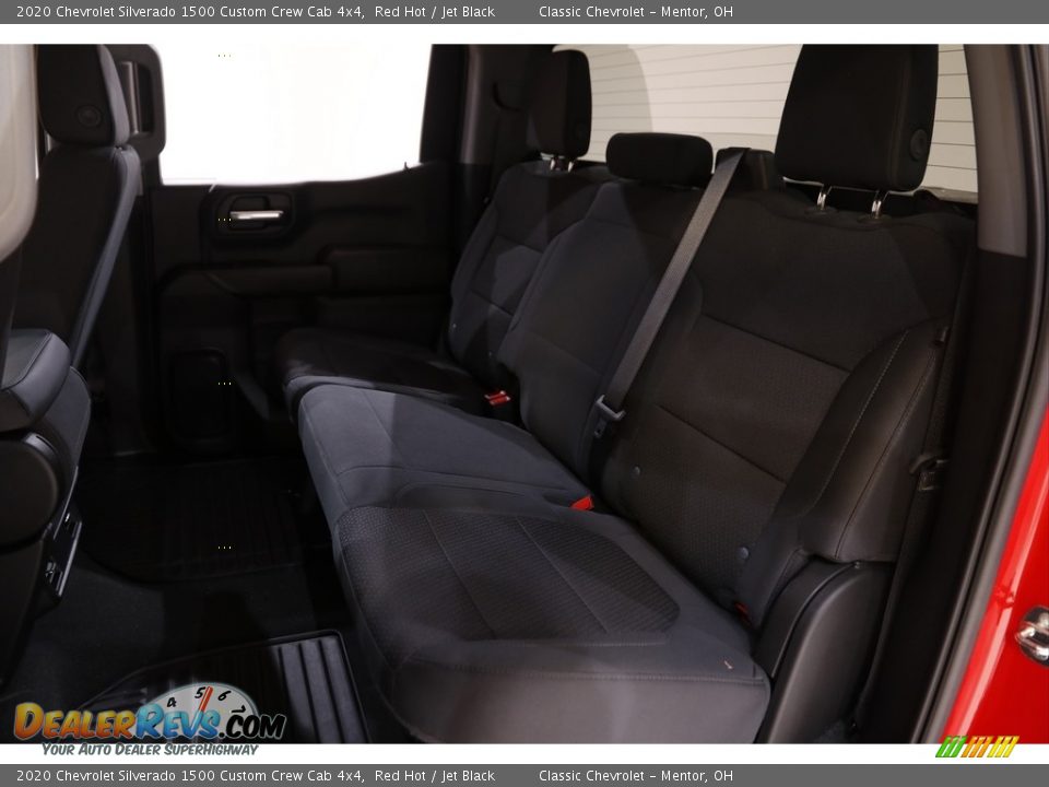 2020 Chevrolet Silverado 1500 Custom Crew Cab 4x4 Red Hot / Jet Black Photo #16
