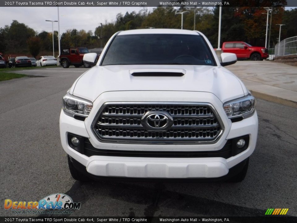 2017 Toyota Tacoma TRD Sport Double Cab 4x4 Super White / TRD Graphite Photo #12