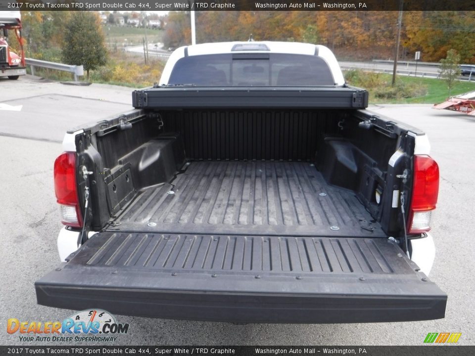 2017 Toyota Tacoma TRD Sport Double Cab 4x4 Super White / TRD Graphite Photo #18