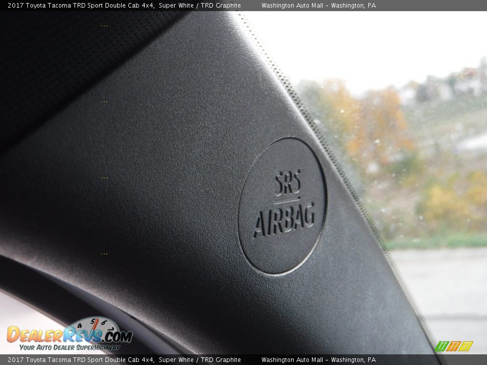 2017 Toyota Tacoma TRD Sport Double Cab 4x4 Super White / TRD Graphite Photo #29