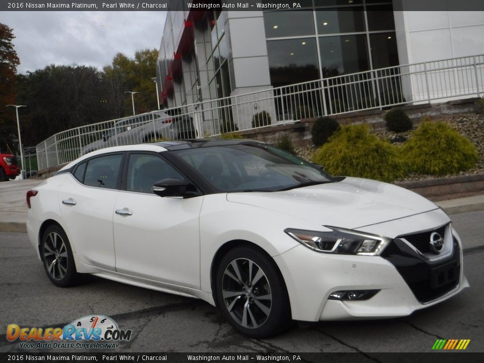 2016 Nissan Maxima Platinum Pearl White / Charcoal Photo #1