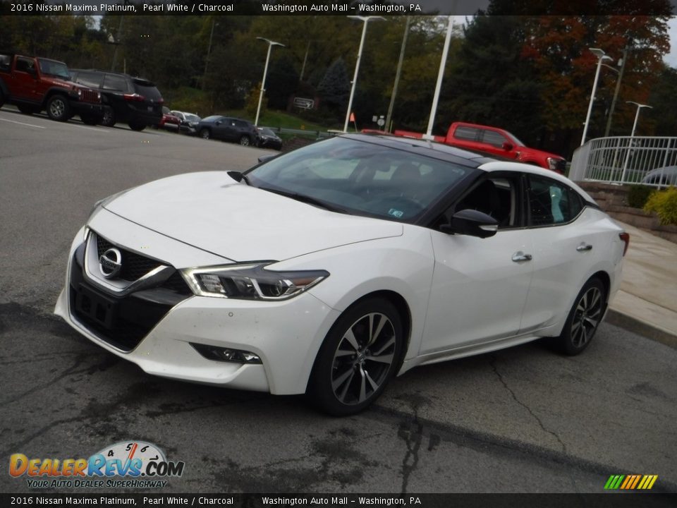 2016 Nissan Maxima Platinum Pearl White / Charcoal Photo #11